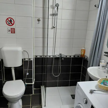 Urban Hub Apartamento Skopie